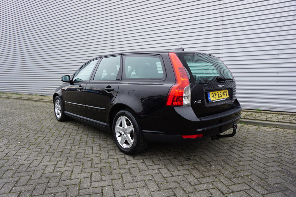Volvo V50