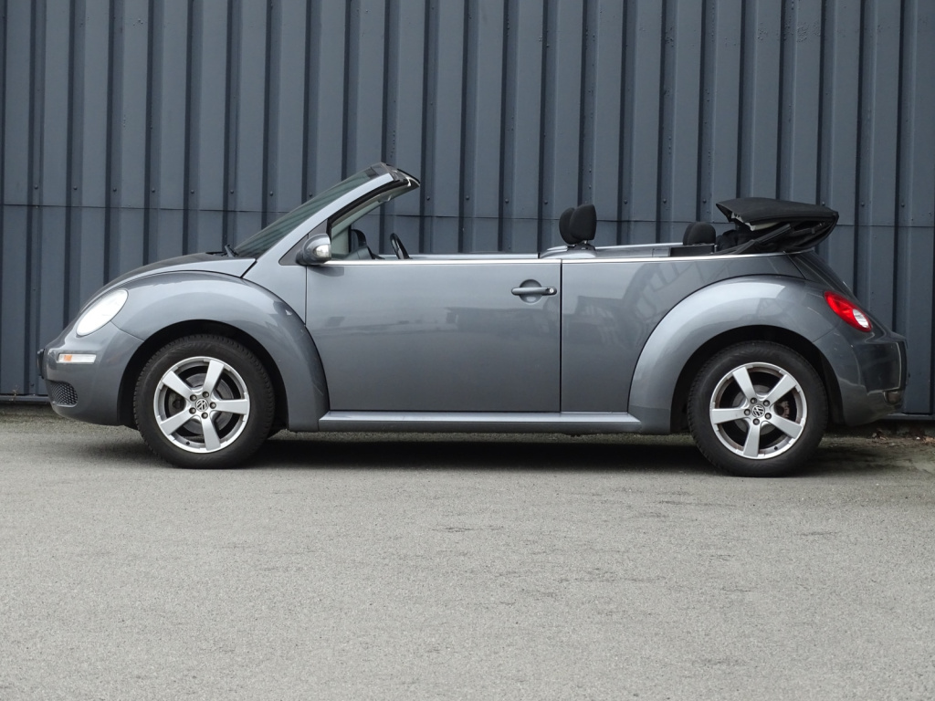 Volkswagen New Beetle