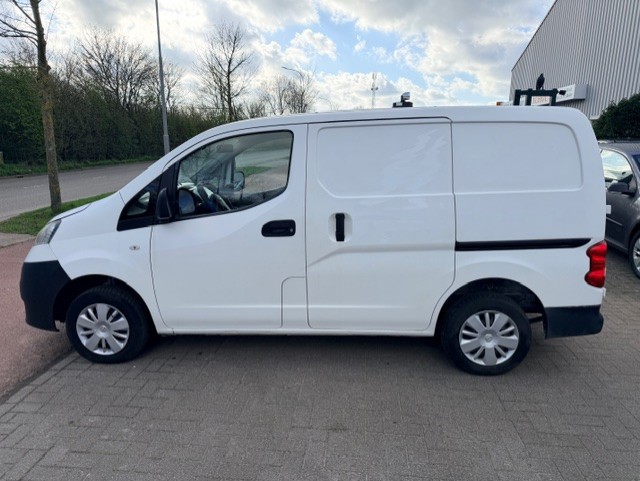Nissan Nv200
