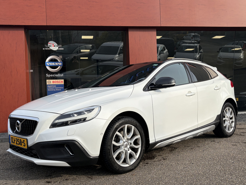 Volvo V40