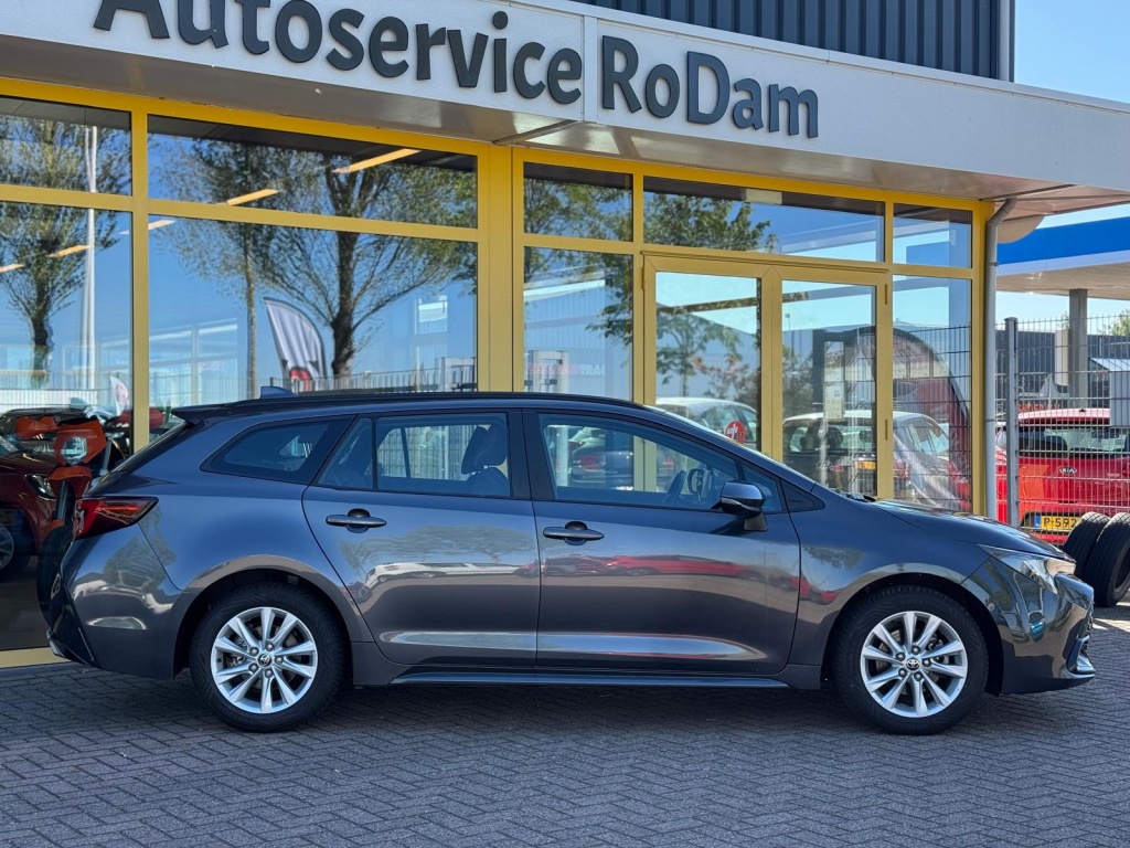 Toyota Corolla Touring Sports