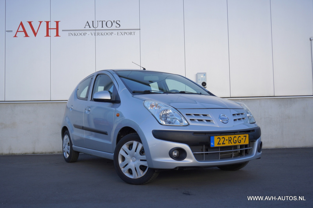 Nissan Pixo