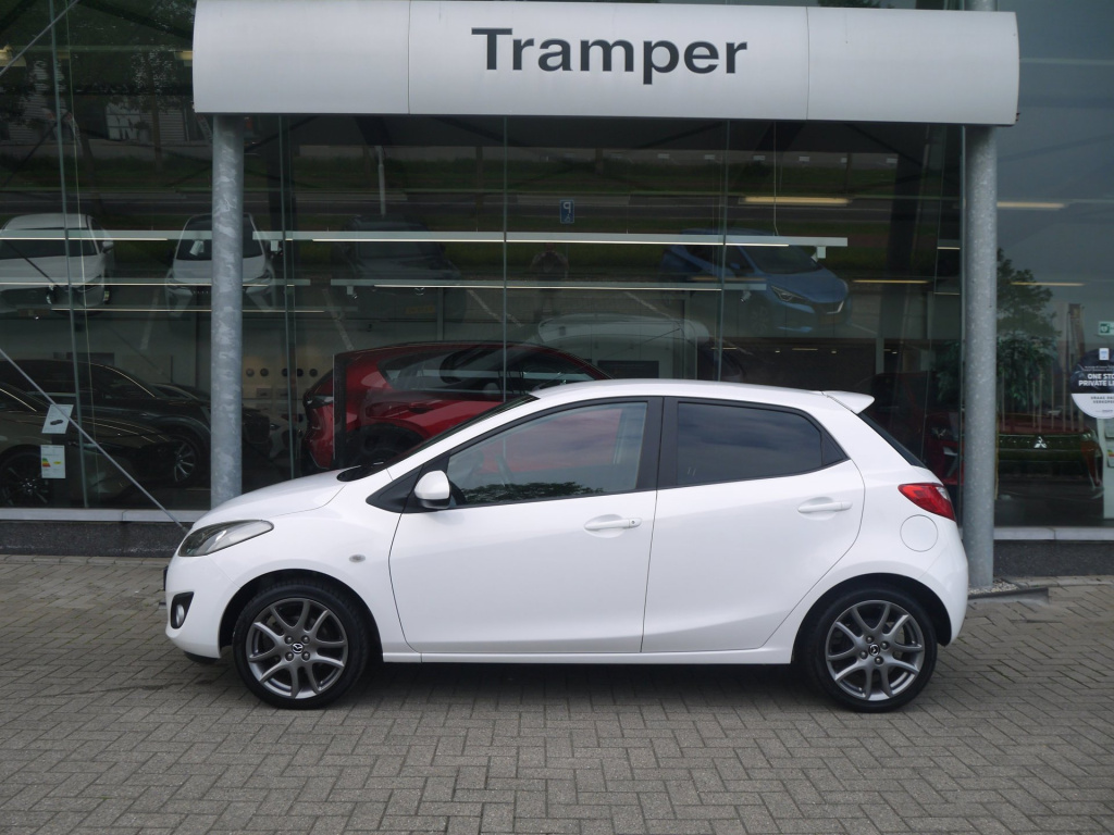 Mazda 2