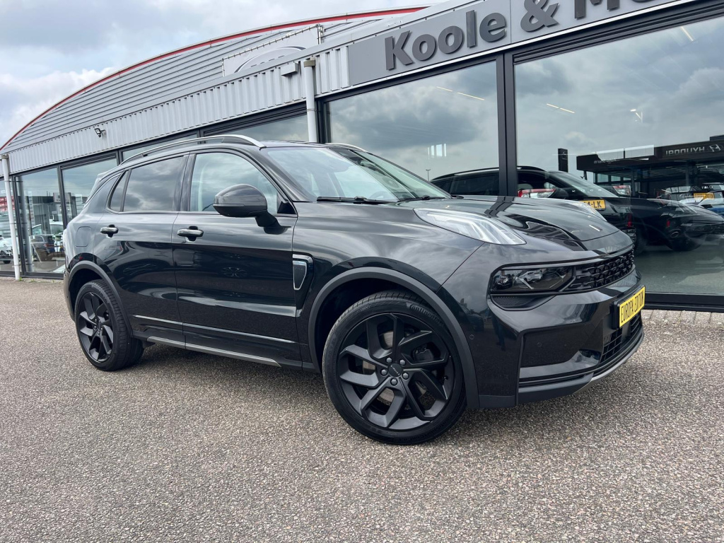 Lynk & Co 01