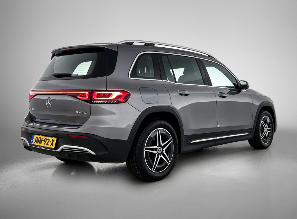 Mercedes-Benz Eqb