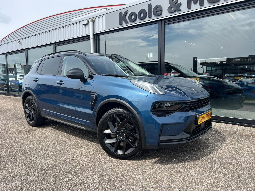 Lynk & Co 01