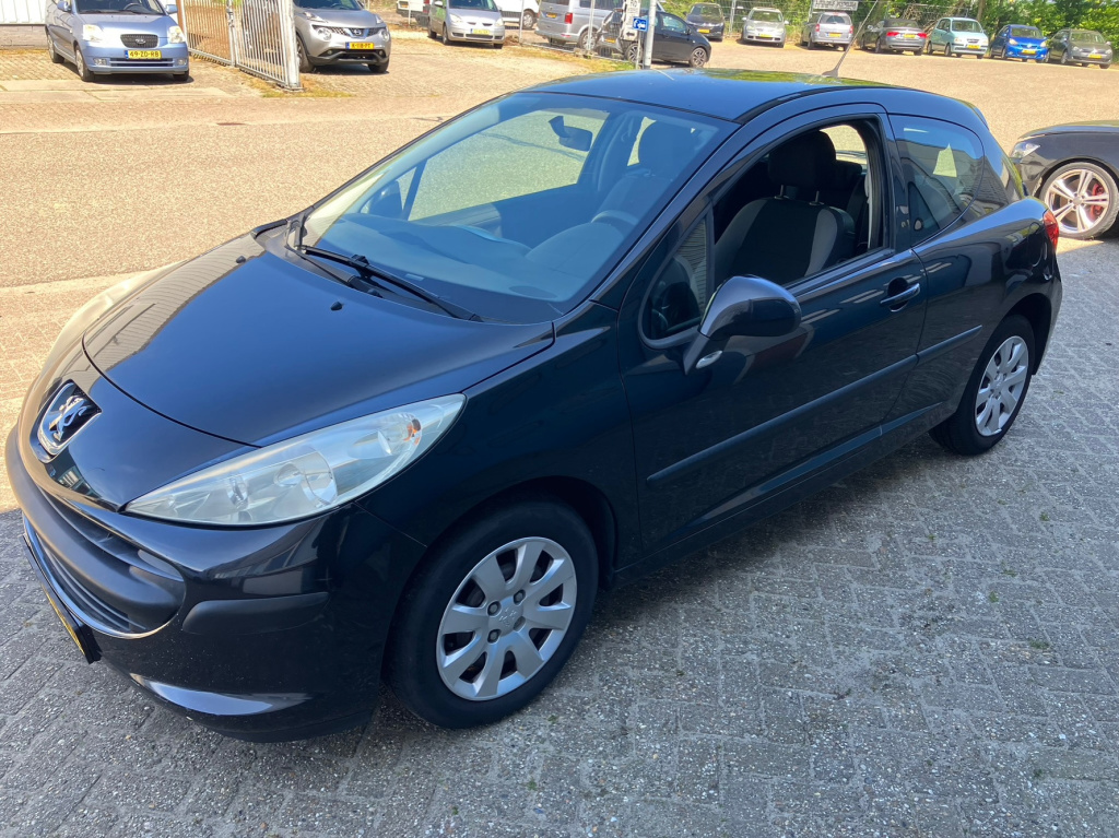 Peugeot 207