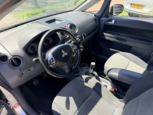 Mitsubishi Colt