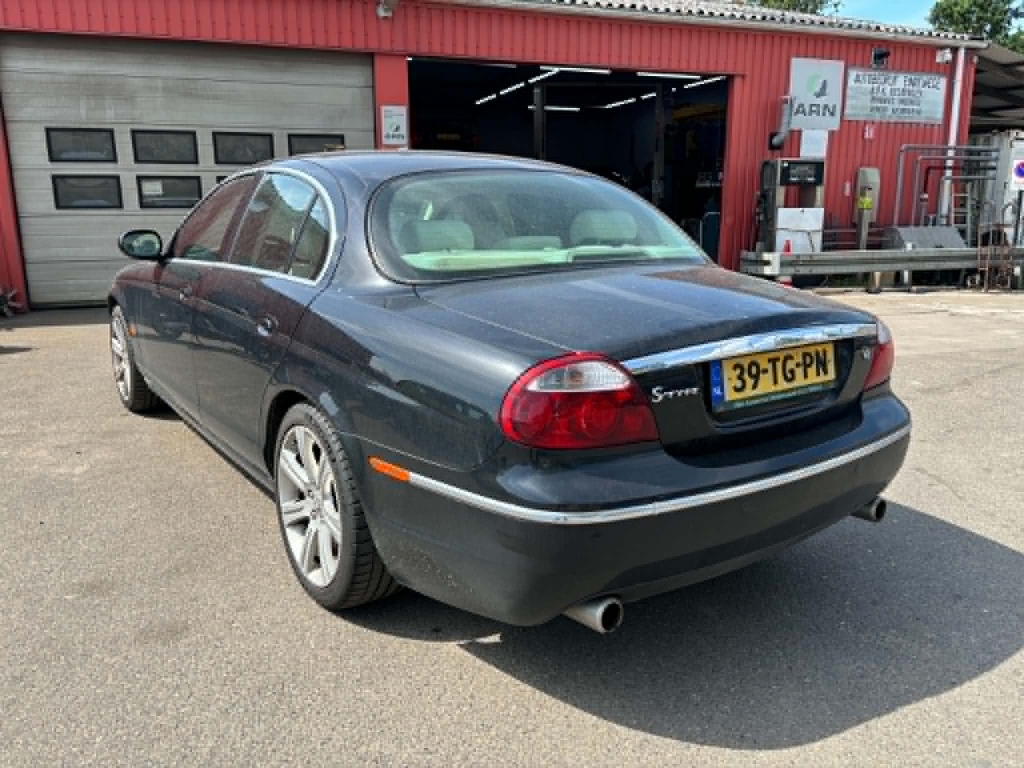 Jaguar S-Type
