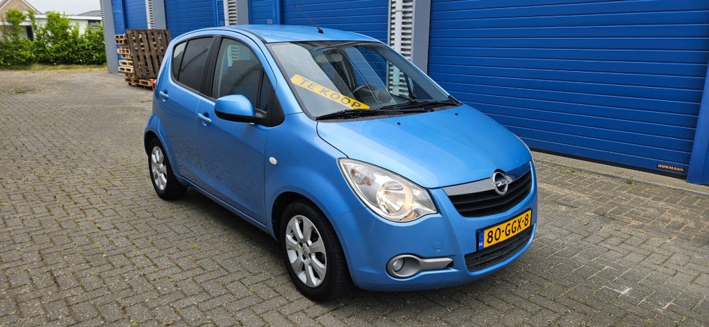 Opel Agila