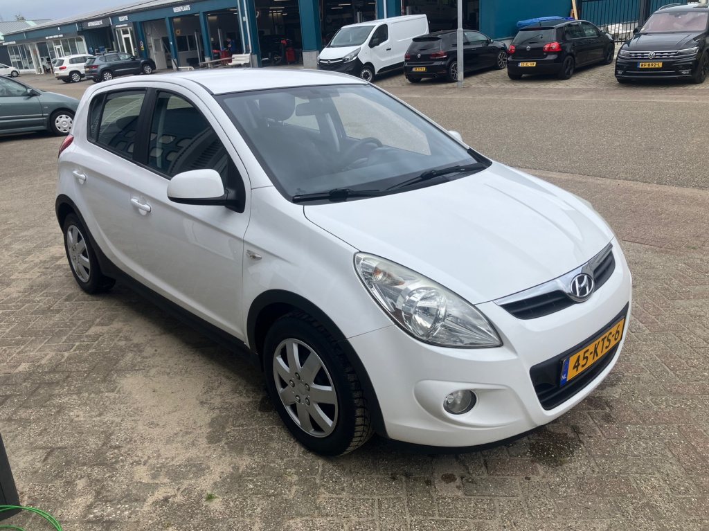Hyundai I 20