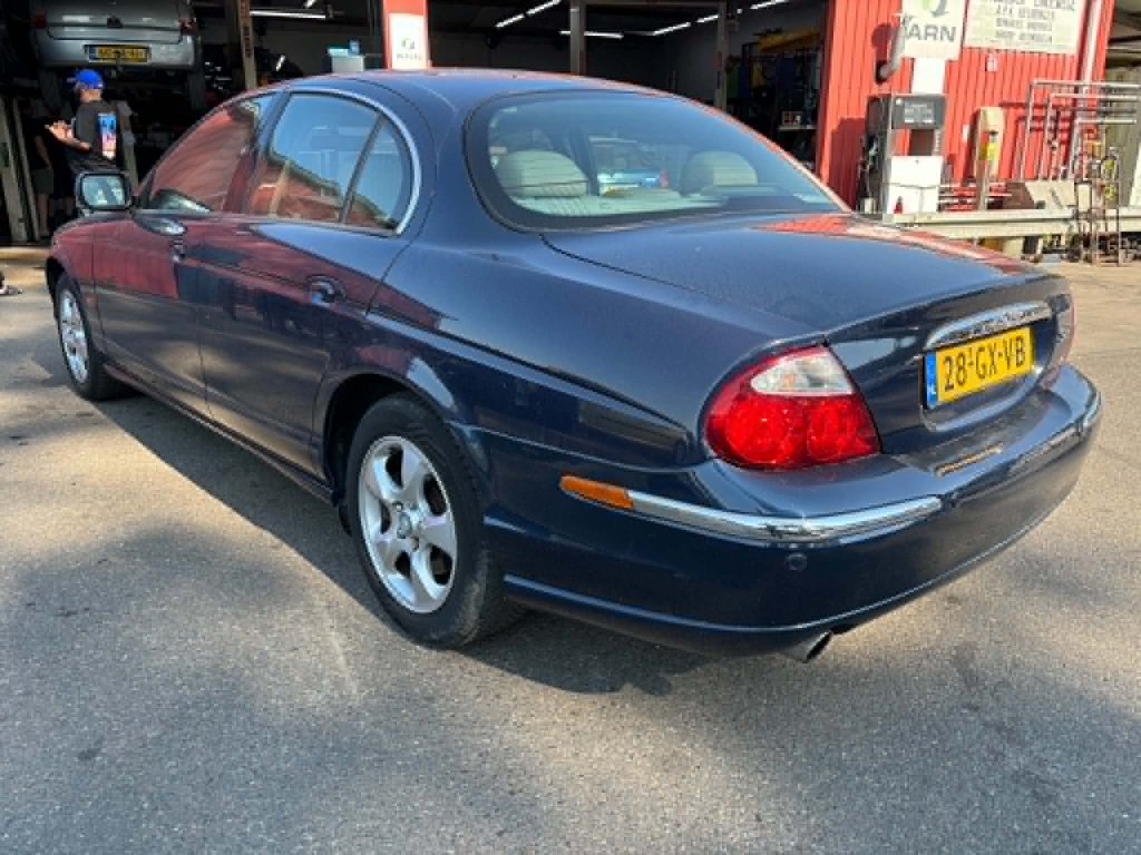 Jaguar S-Type