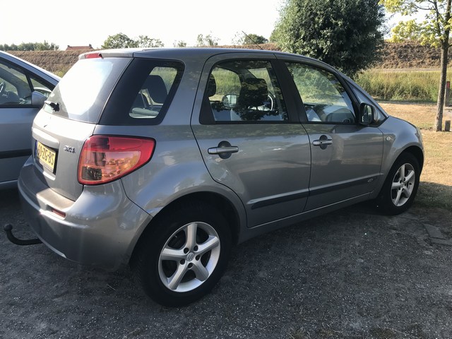 Suzuki Sx4