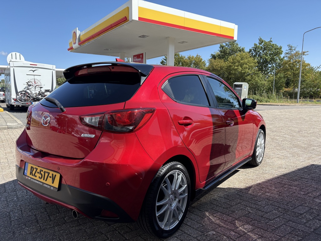 Mazda 2