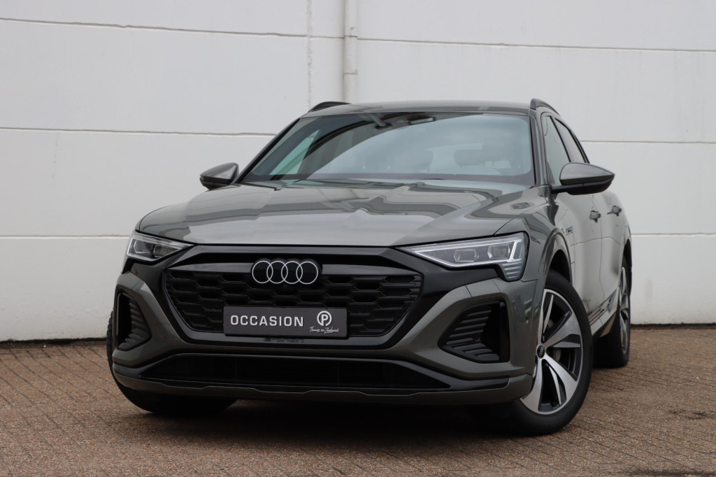Audi Q8 E-tron