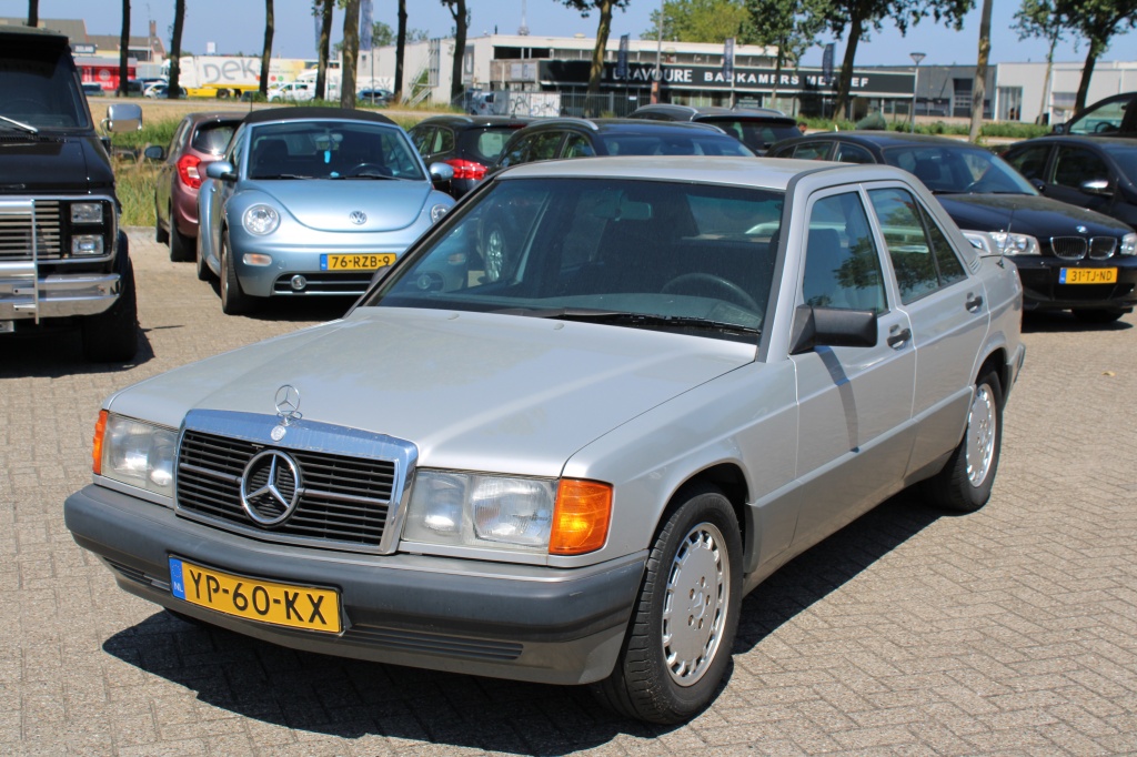 Mercedes-Benz 190