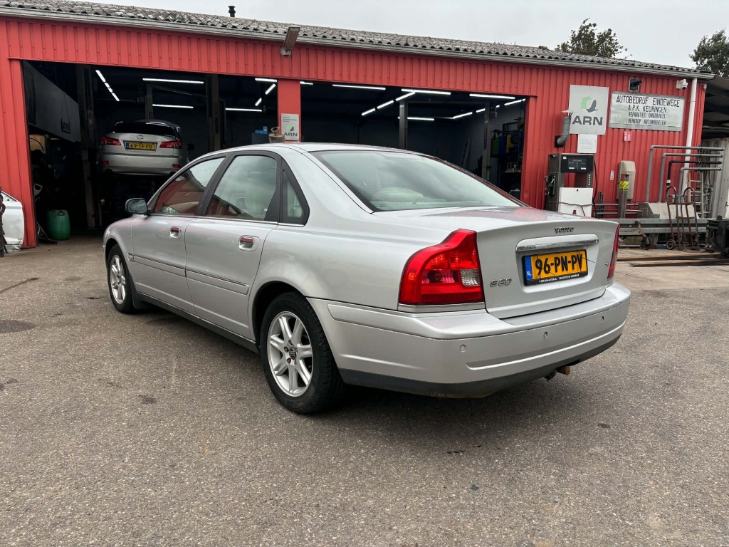Volvo S80