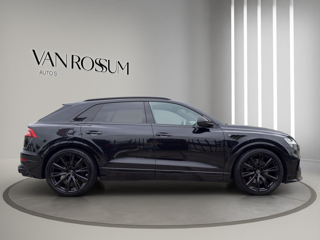 Audi Sq8