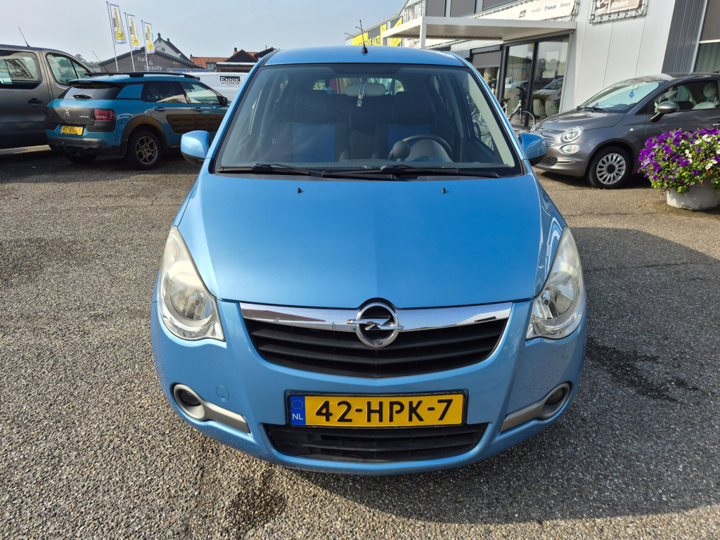 Opel Agila