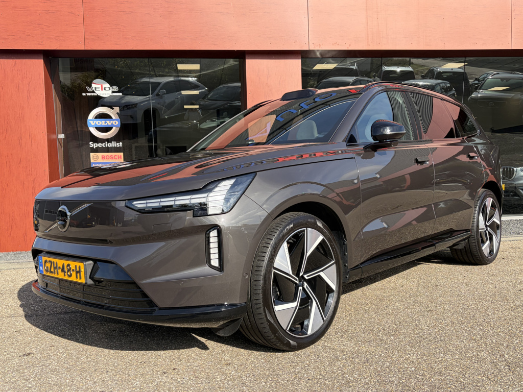 Volvo Ex90