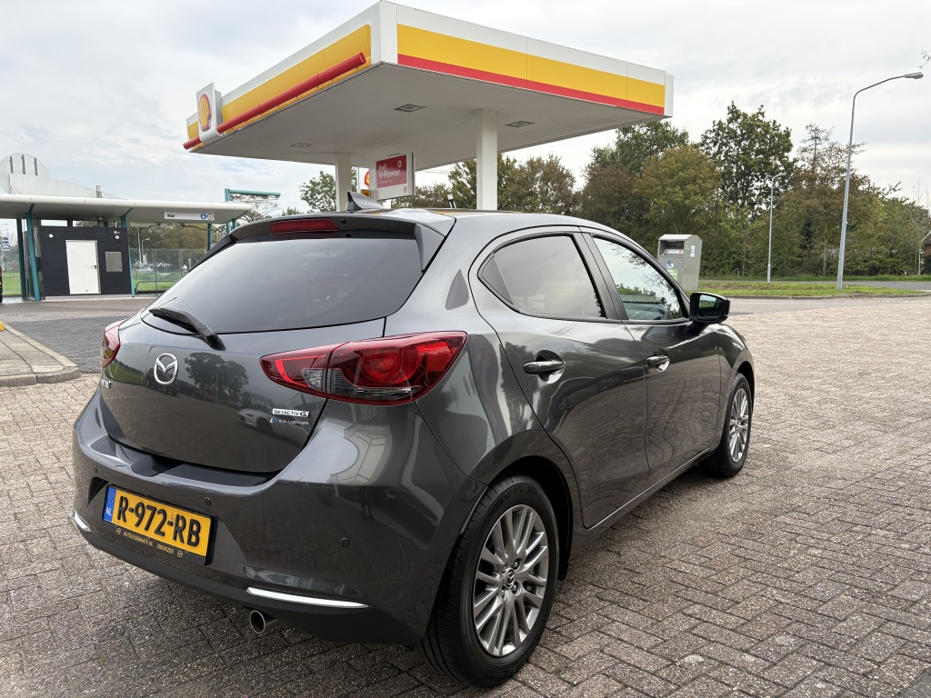 Mazda 2