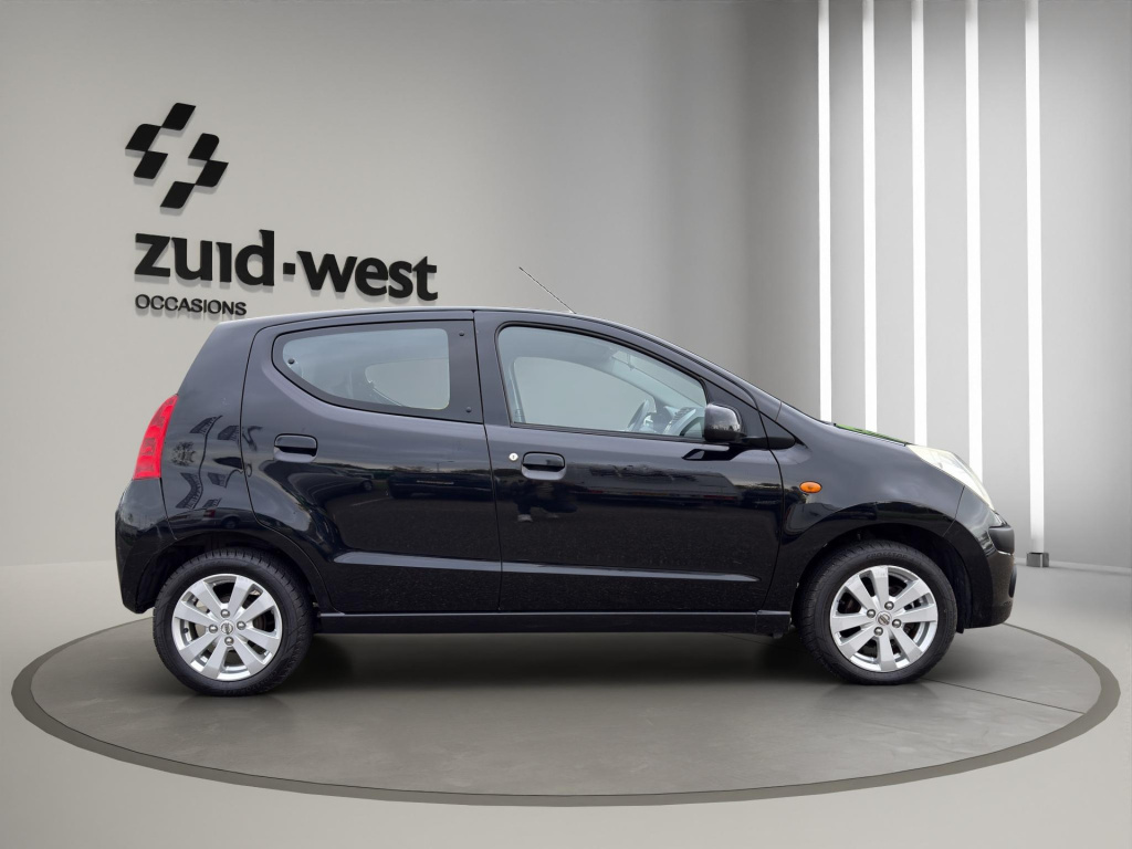 Nissan Pixo