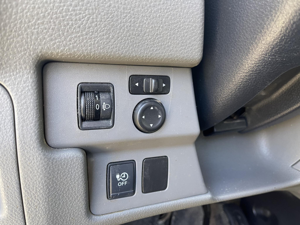 Nissan E-nv200