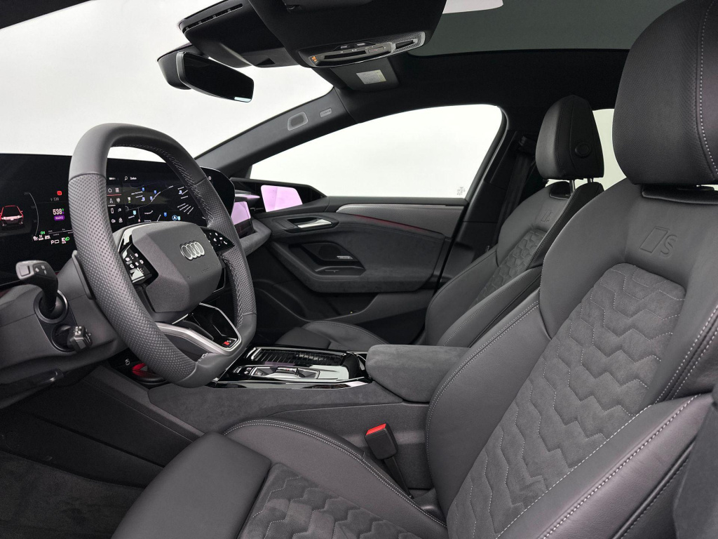 Audi A6 Avant E-tron