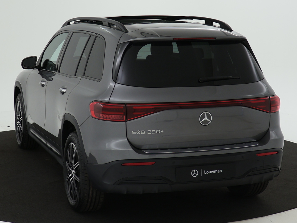 Mercedes-Benz Eqb