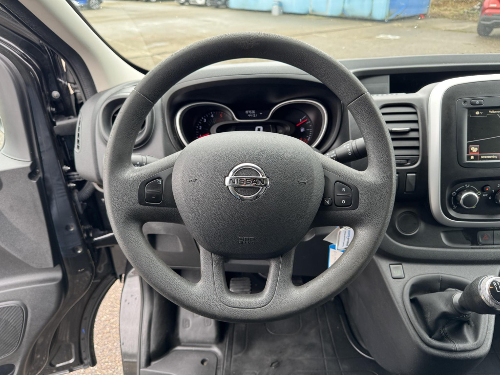 Nissan Nv300