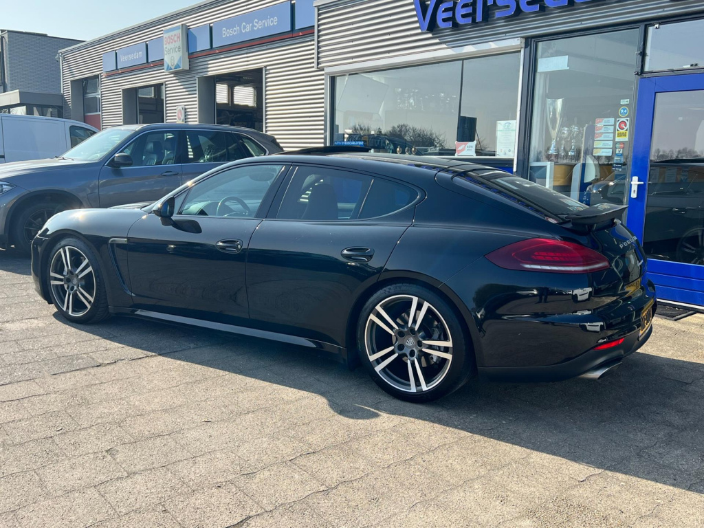 Porsche Panamera