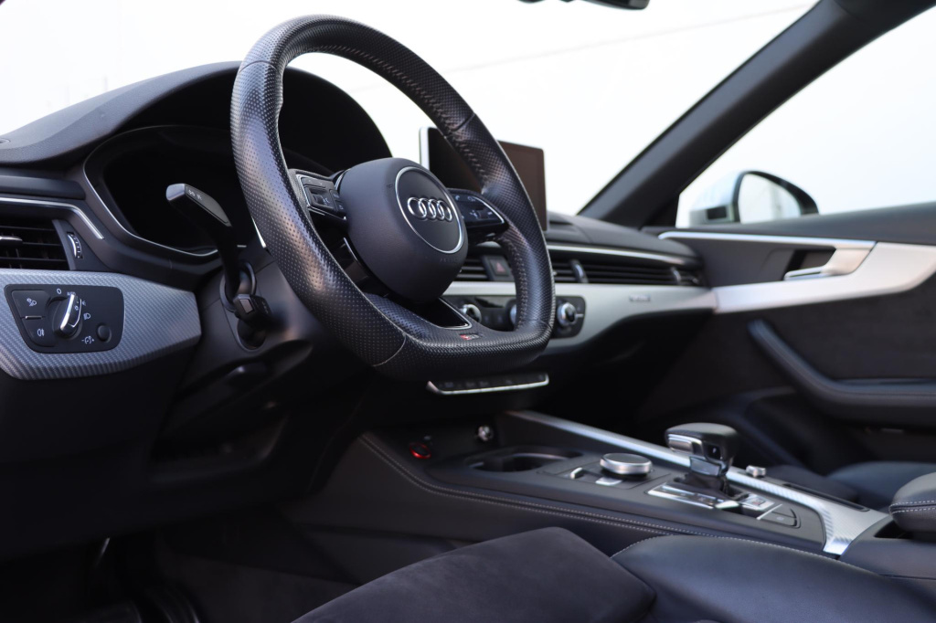Audi Rs4