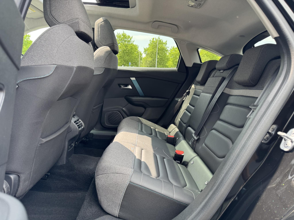 Citroen Ë-c4