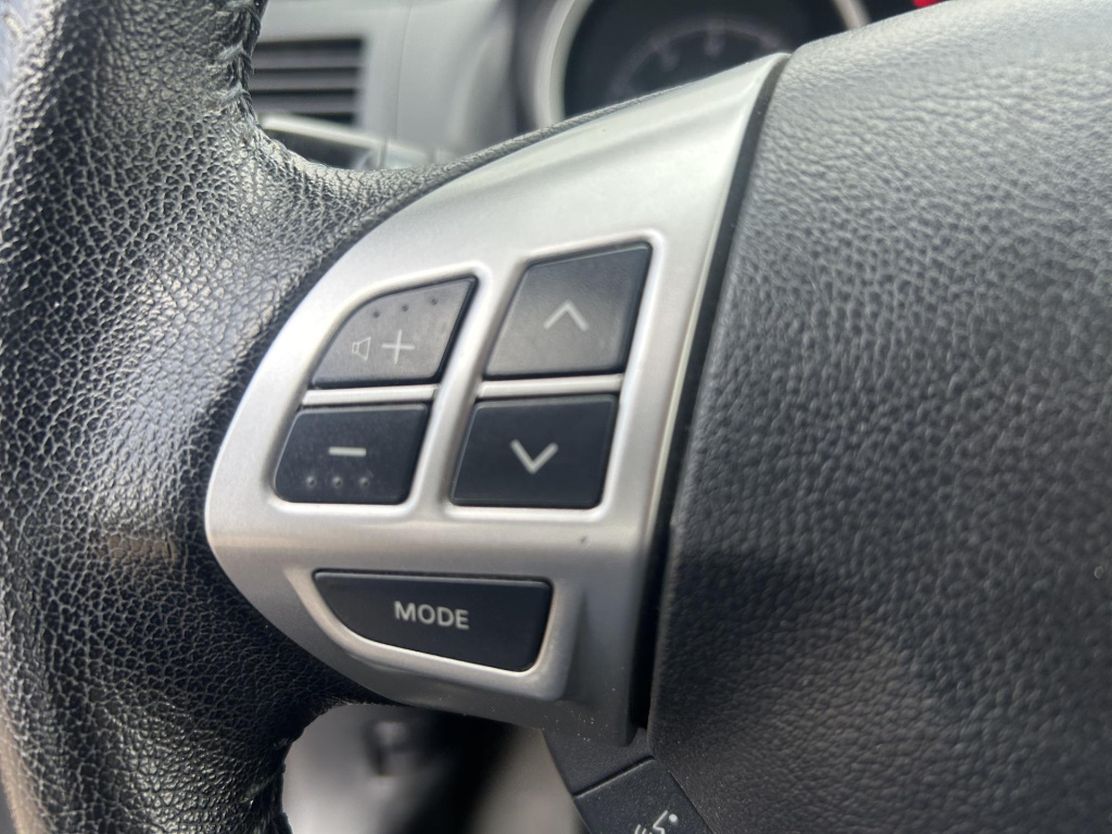 Mitsubishi Lancer