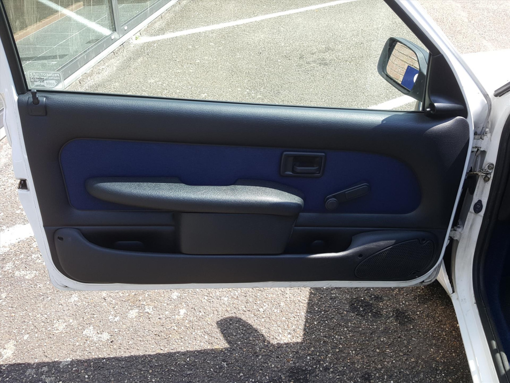 Peugeot 106