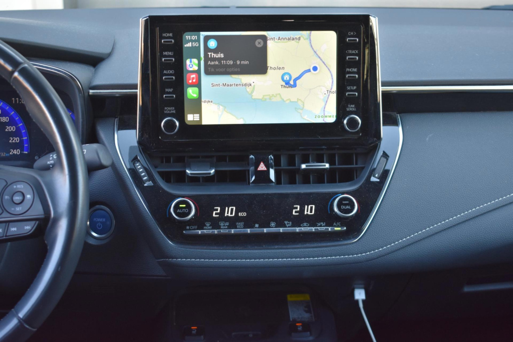 Toyota Corolla Touring Sports