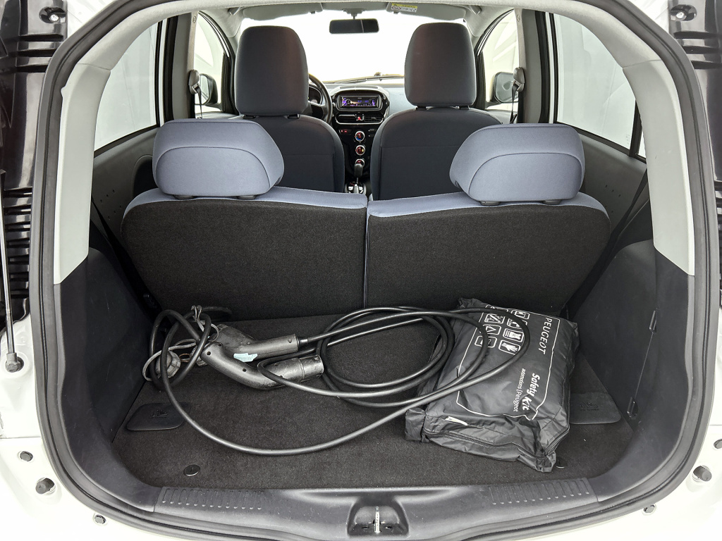 Peugeot Ion