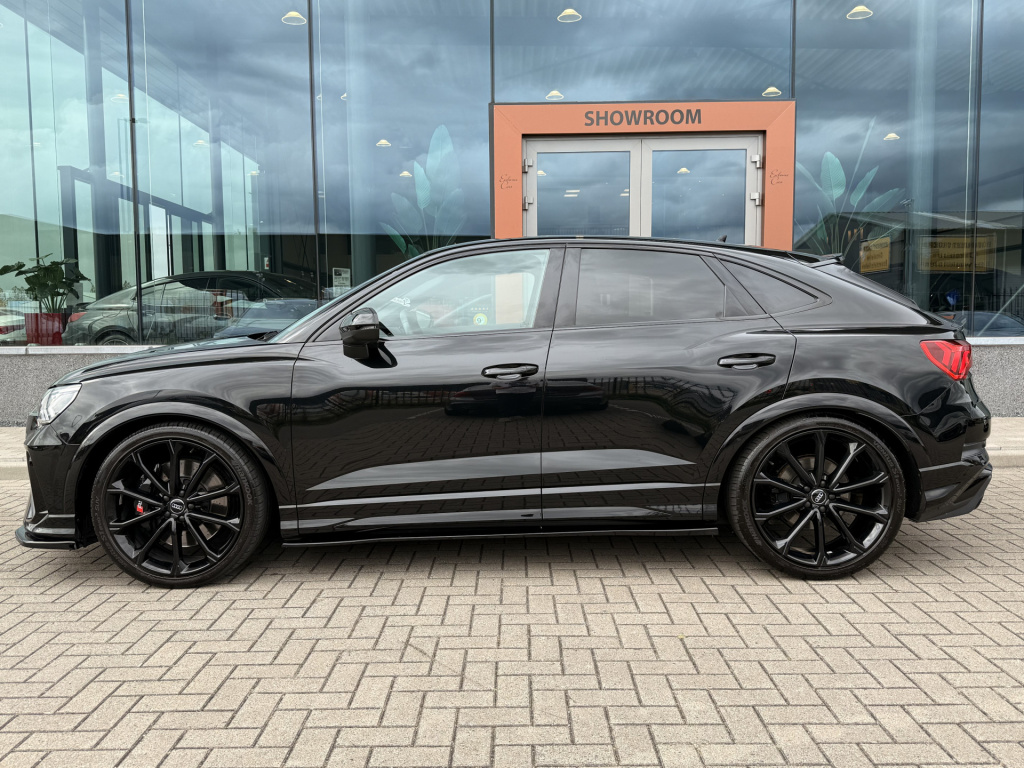 Audi Rsq3