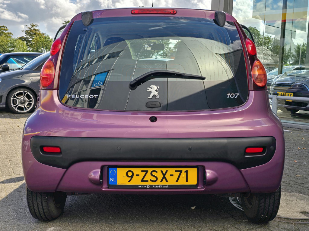 Peugeot 107