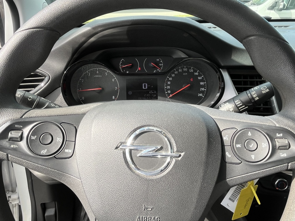 Opel Crossland X