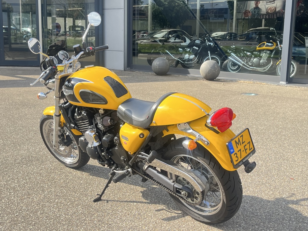 Triumph Thunderbird