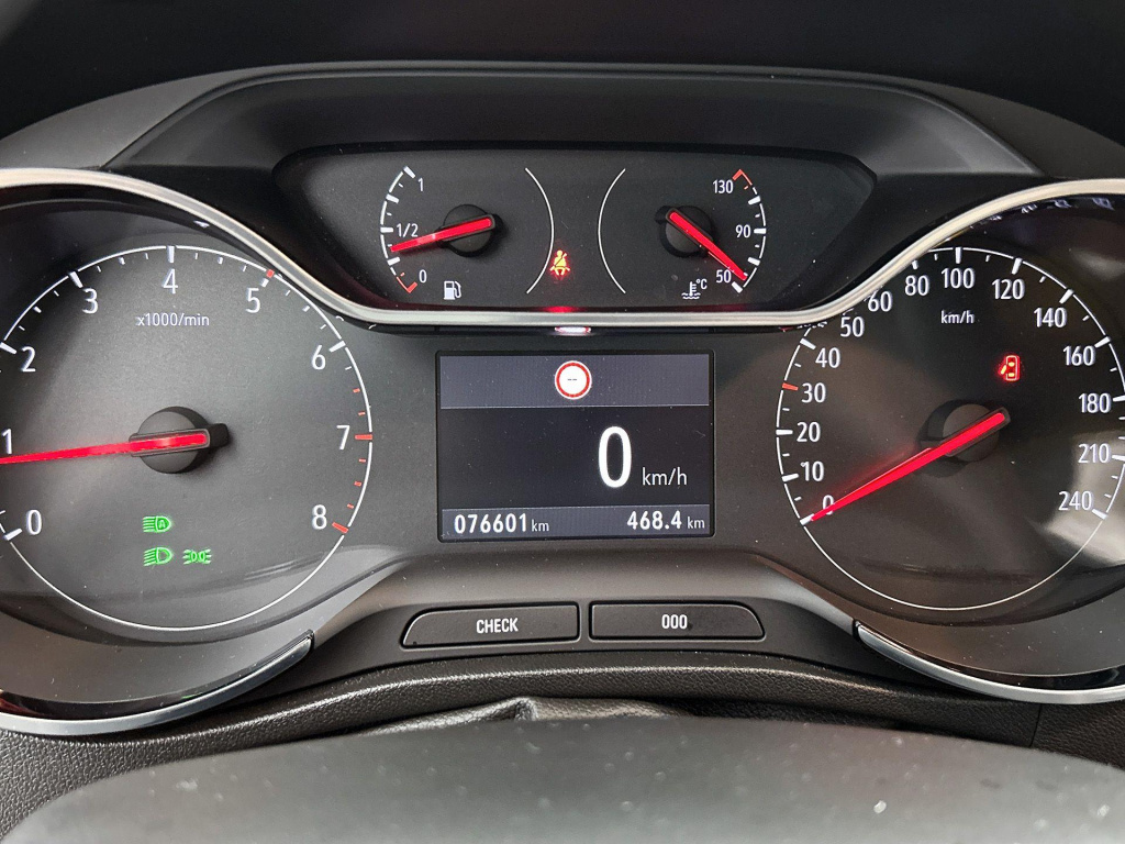 Opel Crossland X