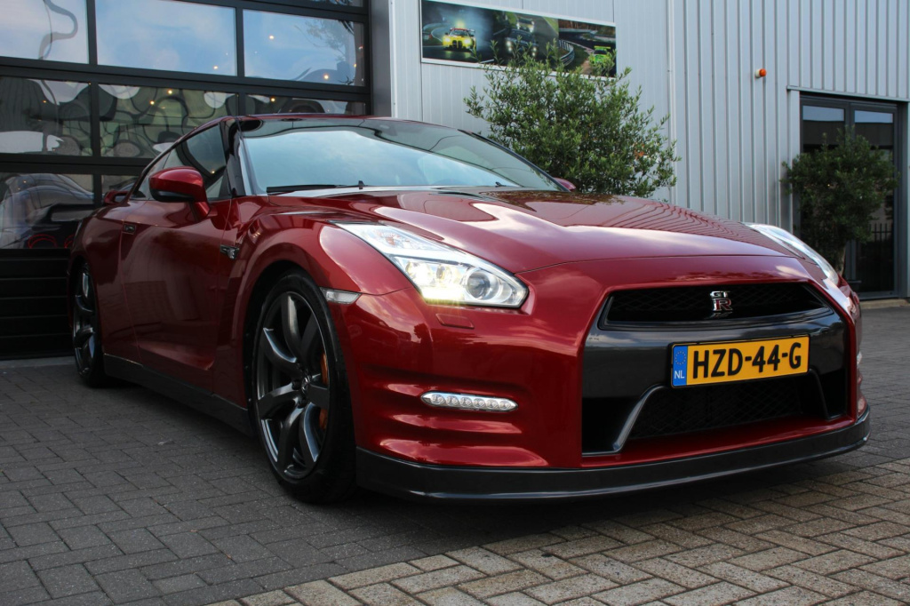 Nissan Gt-r