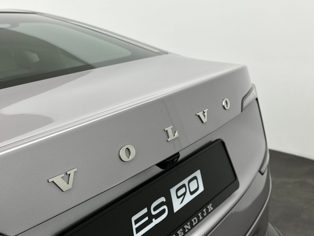 Volvo Es90
