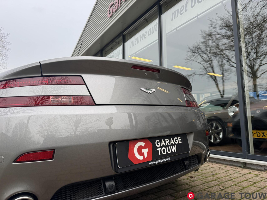 Aston Martin V8 Vantage