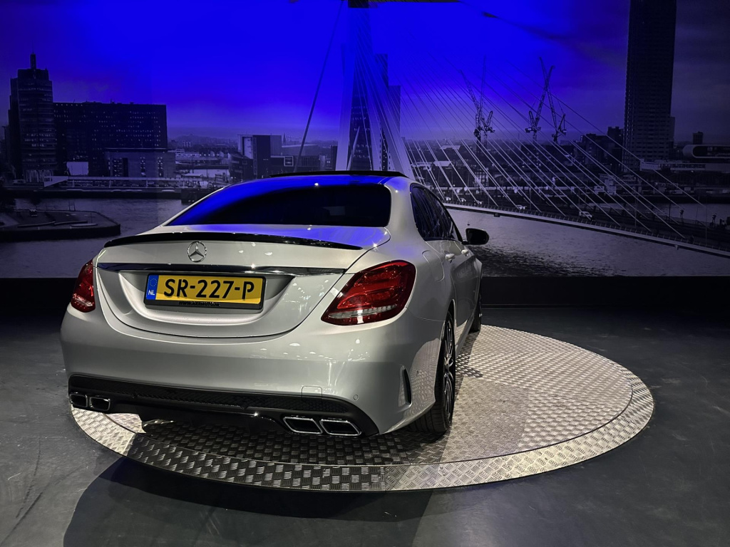 Mercedes-Benz C-Klasse