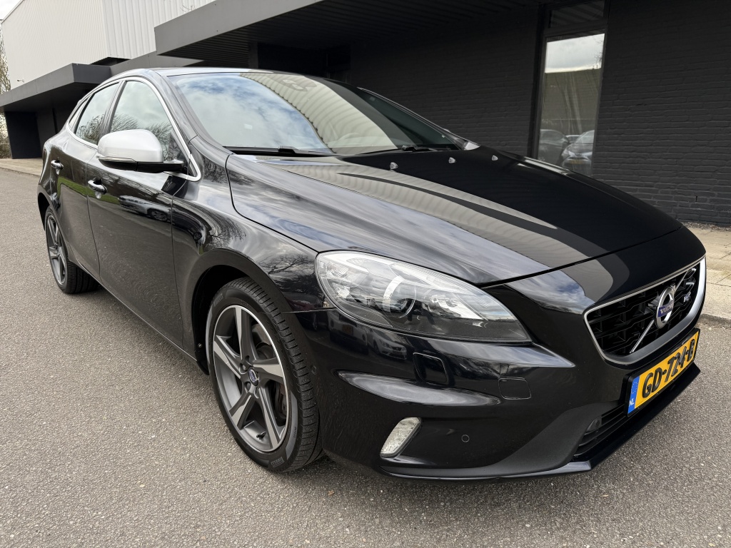 Volvo V40