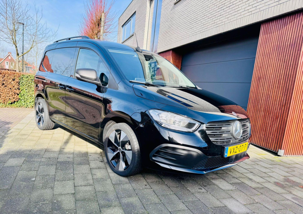 Mercedes-Benz Ecitan