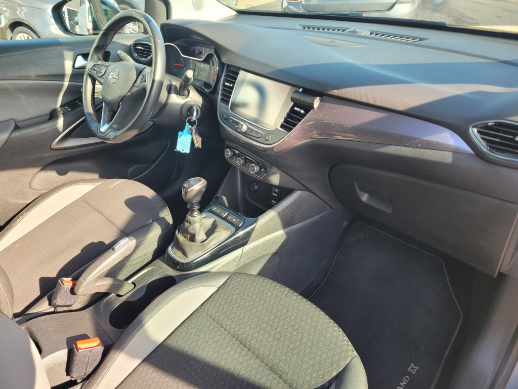 Opel Crossland X