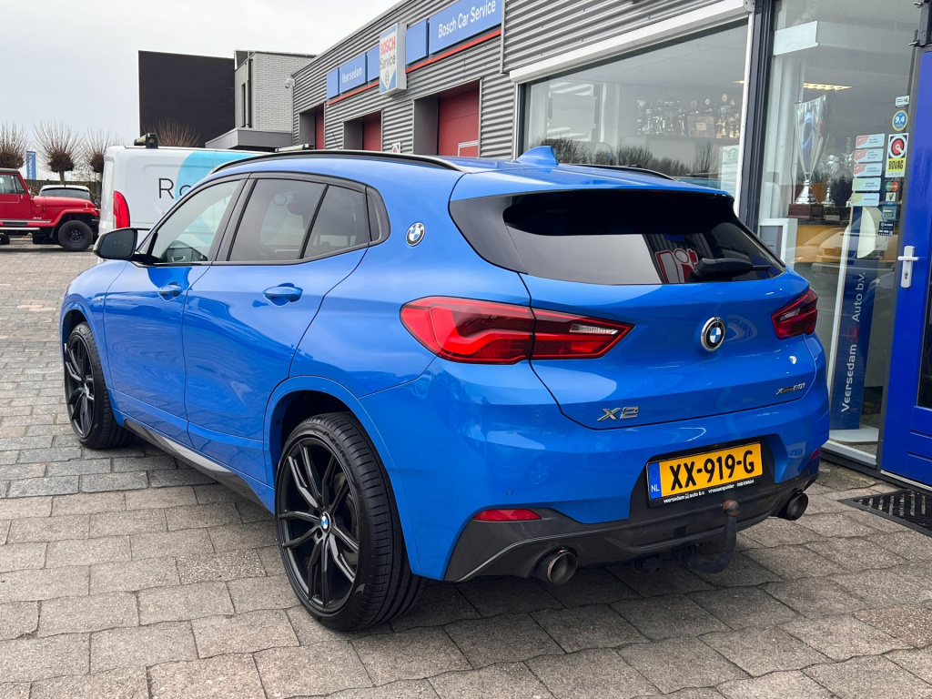BMW X2